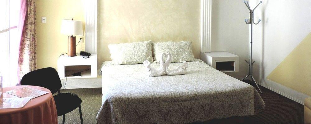 Hotel Del Valle Inn Pachuca Экстерьер фото
